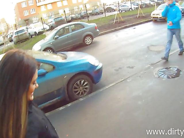 Russian amateur Lisa gets banged by her BF