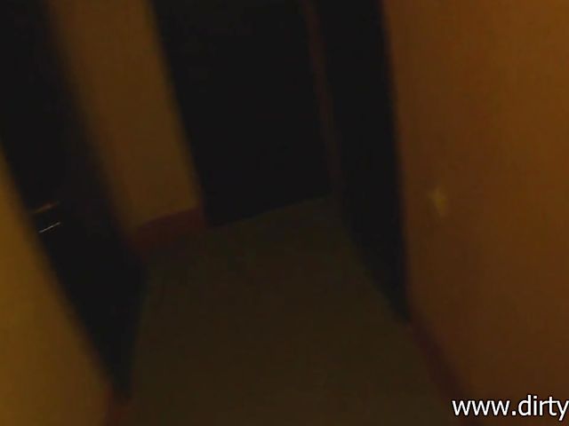 Russian amateur Lisa gets banged by her BF