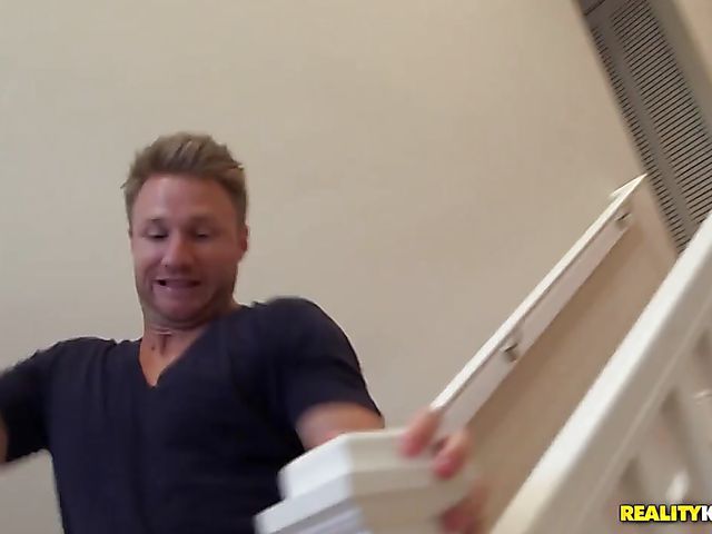 Levi Cash banging busty latina MILF