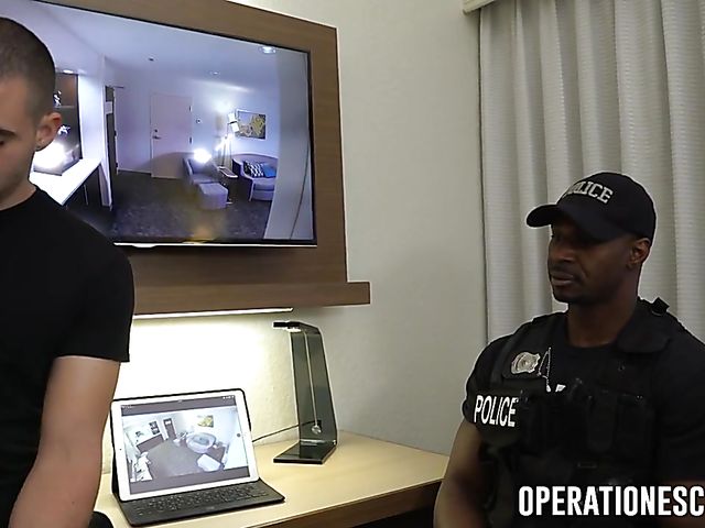 Black policeman fucks white escort girl Mia Faith