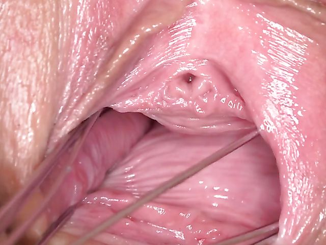 Incredible pussy close up with Licky Lex