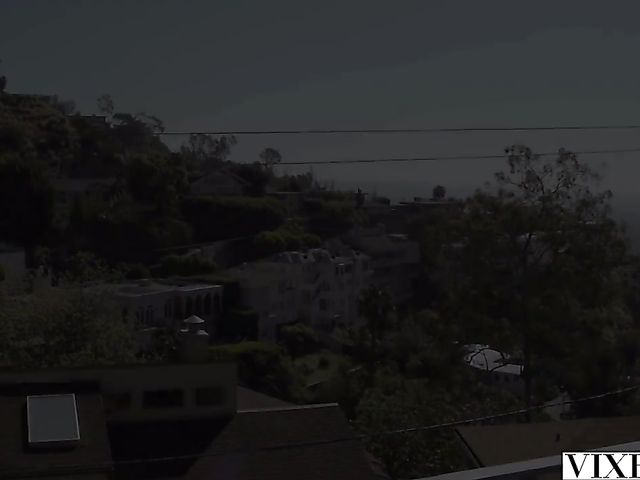 Interracial FFM experience with Riley Reid and Ana Foxxx