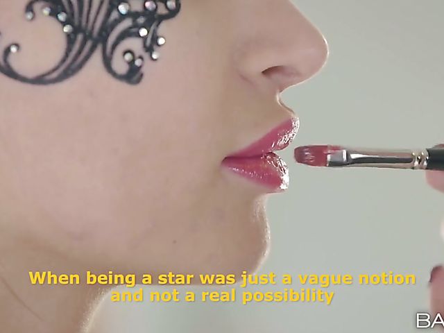 Alyssia Kent - Stunning model anal pounded