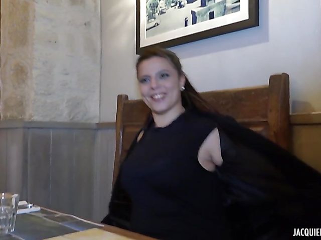 Interracial DP with chubby lady Dolores