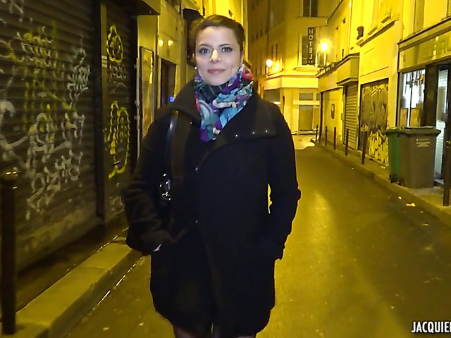 Interracial DP with chubby lady Dolores