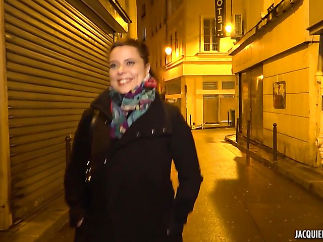 Interracial DP with chubby lady Dolores