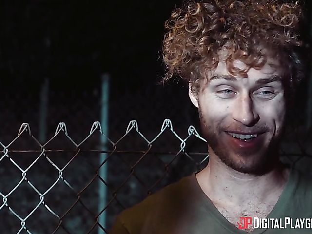 Hot sex in the dark of the night with Jennifer Jacobs