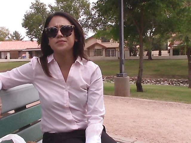 Small tits solo brunette Jynx fingering