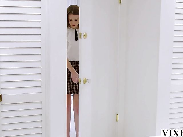 Ashley Lane gets face fucked and enjoys it in her pussy