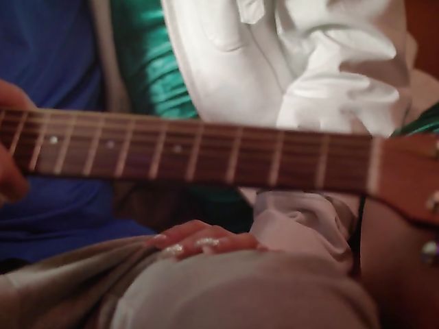 Exotic anal loving girl Holly Hendrix gets banged