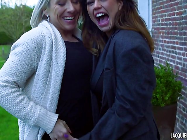 Awesome anal orgy with a mature bitch