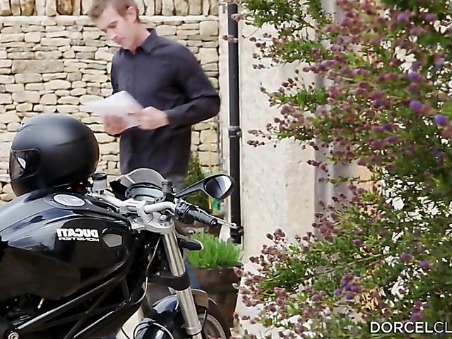 Lou Charmelle - Goodbye big cock, goodbye!