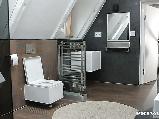 Drunk anal with sexy burlesque queen Kristyna Kristal