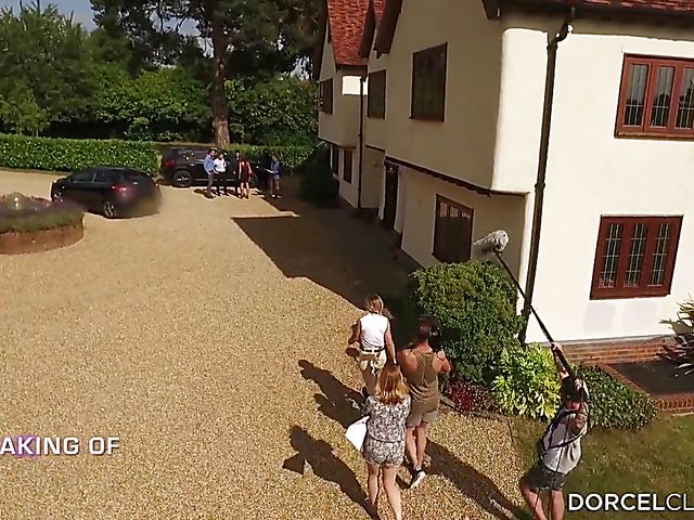 Behind the scenes of Jessa Rhodes making porn