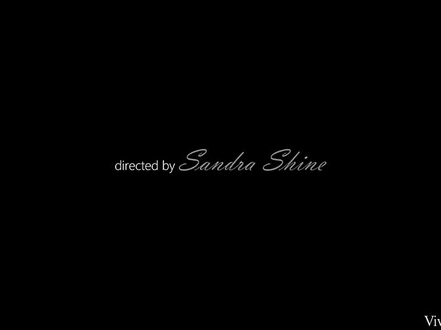 Lingerie lesbians Rachel Adjani and Tindra Frost