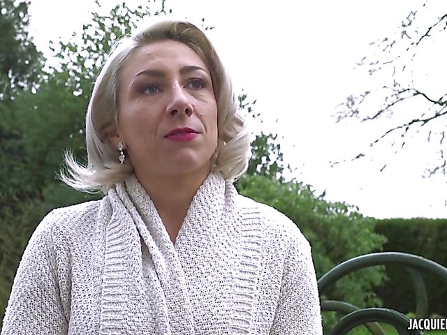 Young on mature DP with older Julie