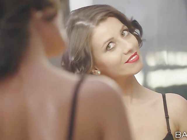 Really passionate lesbians Alexis Crystal and Vicky Love