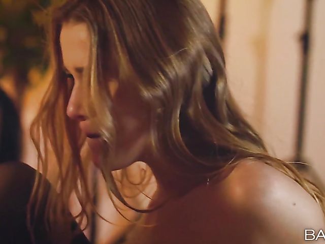 Really passionate lesbians Alexis Crystal and Vicky Love