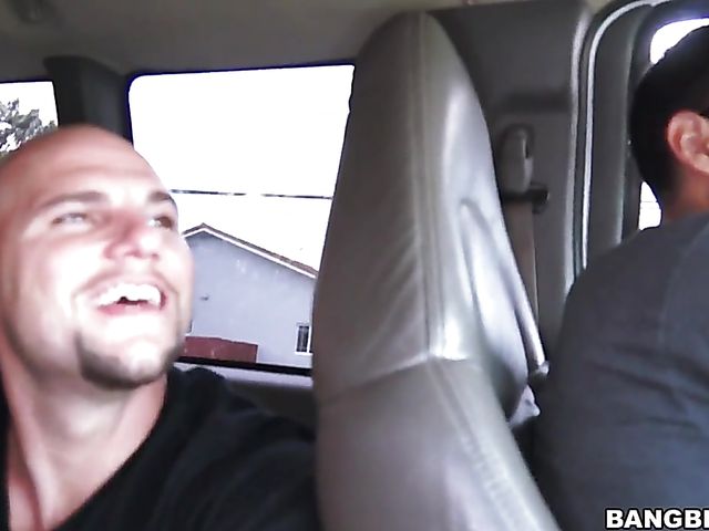 Young Giaoni Whiley gets picked up to fuck