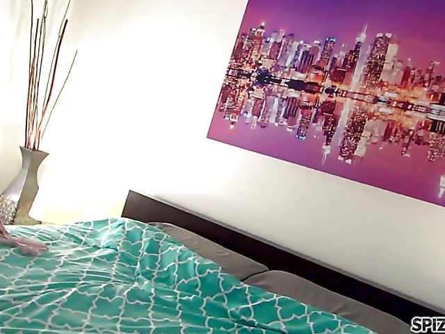 Skylar Madison - Playful blonde's sex tape