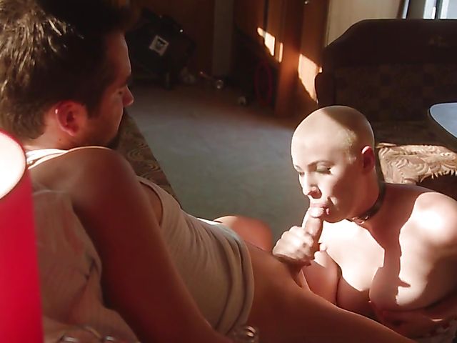 Riley Nixon - Short hair blowjob in the kitchen