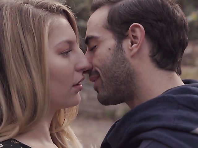 Passionate sex with lovely teen Lila Fray