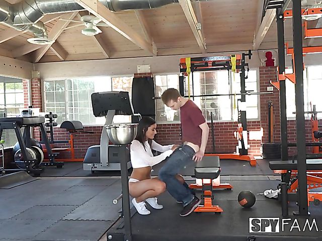 Stepsister Emily Willis caught masturbating in the gym