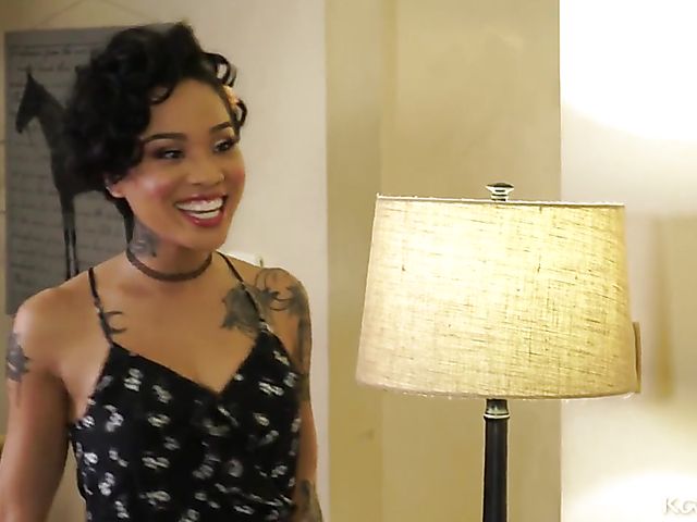Tattooed ebony Honey Gold gets screwed in the morning after a party