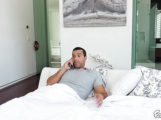 Morning fuck with big jugged Cali Carter