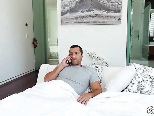 Morning fuck with big jugged Cali Carter