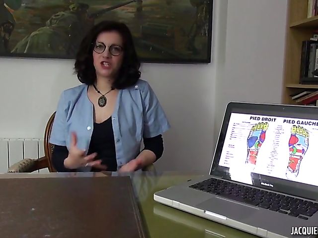 French slut Flora gets analyzed in her office