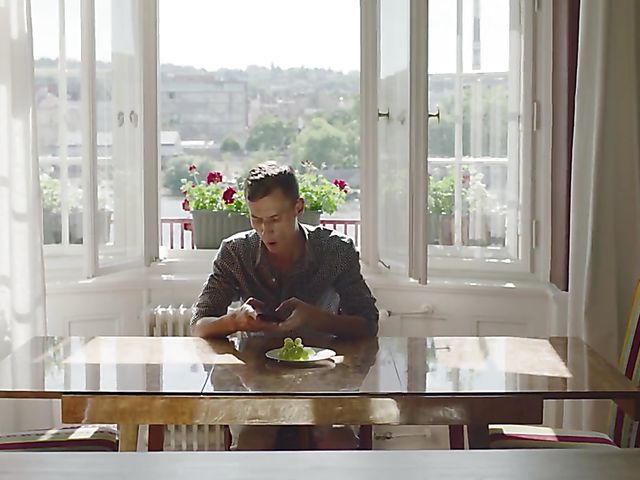 Anie Darling is in the mood for sensual sex in the morning