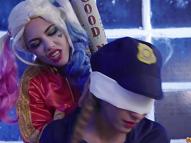 Strapon threesome with Apolonia Lapiedra, Jade and Venus Afrodita