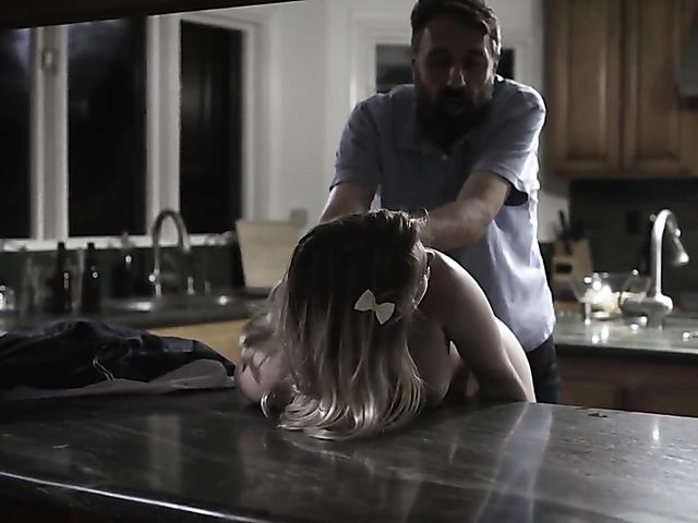 Kitchen sex with easy teen Giselle Palmer