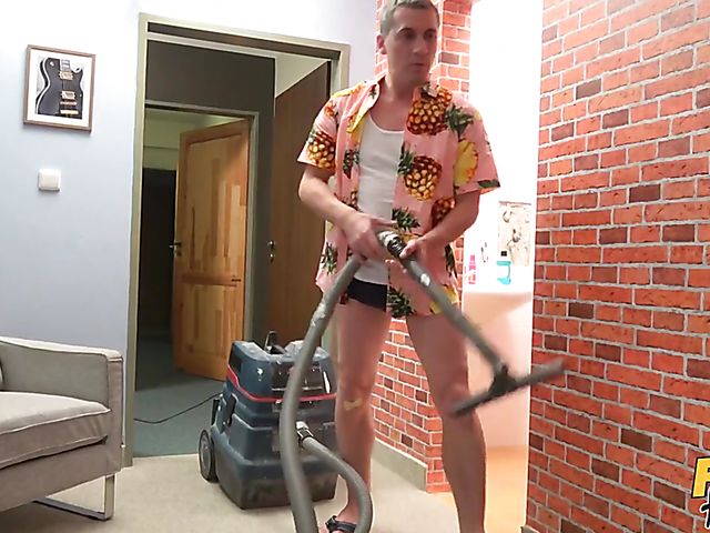 Hardcore threesome with Ellie Springlare and Victoria Pure 