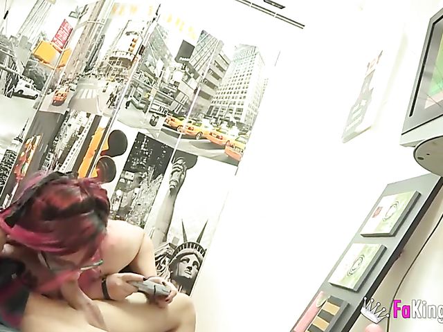 Chubby teen Namine gaming and fucking