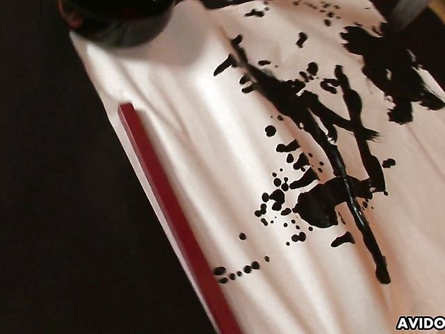 Hairy Japanese Ran Monbu paints a picture with a dildo