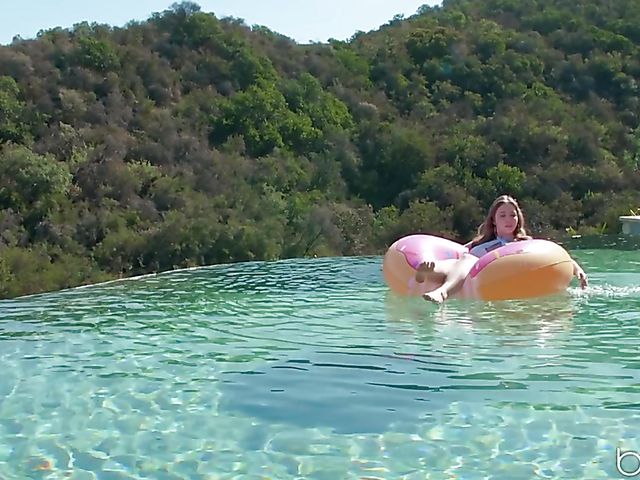 Black boy loves Lena Paul's big naturals 