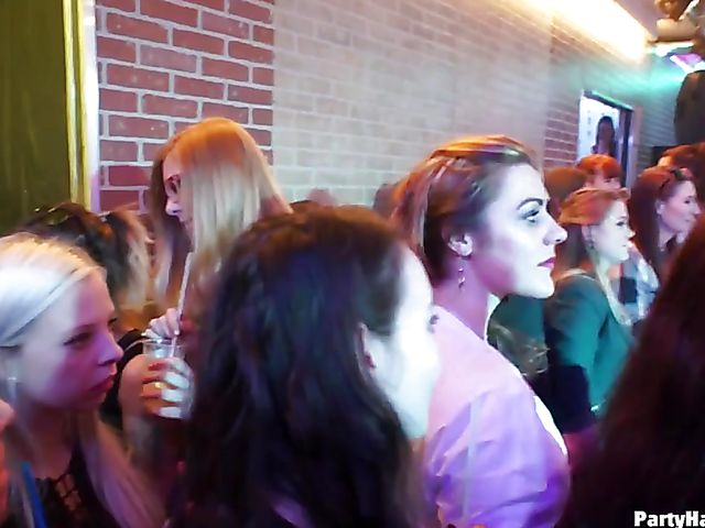 Party blowjob in the crowd in a nightclub