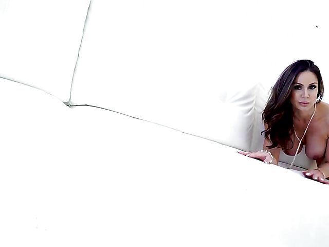 Gorgeous MILF Kendra Lust  loves it black