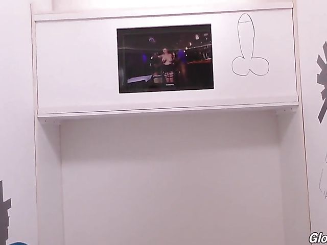 Interracial glory hole with bad teen Hannah Hays