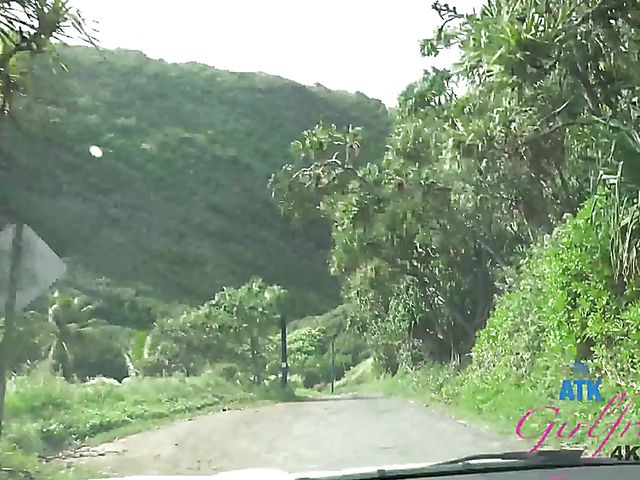 Car sex with his flat-chested GF Sadie Pop