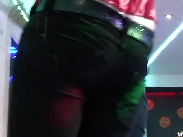 Dancing babes get naked and show their goods 