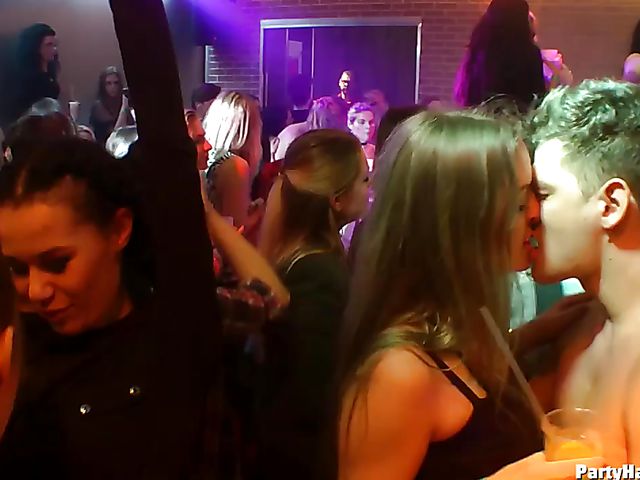 Cock sucking orgy in the nightclub 