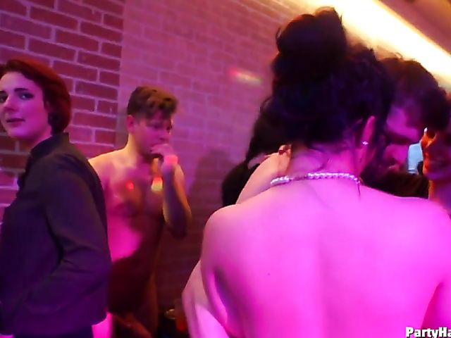 Cock sucking orgy in the nightclub 