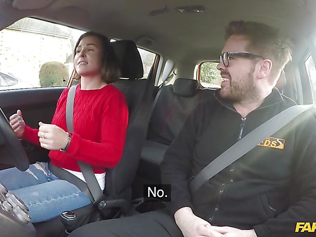 Jamie Ray - Car fuck with a fake driving instructor