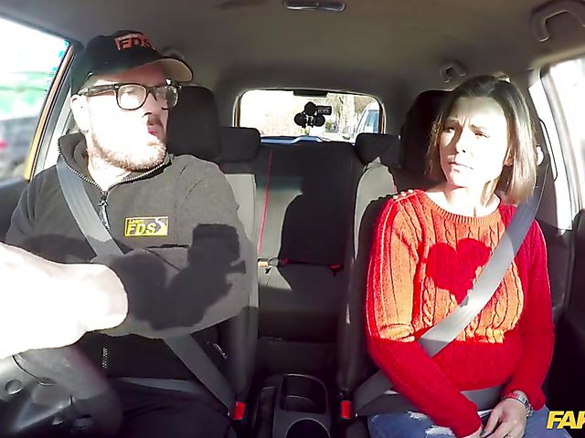 Jamie Ray - Car fuck with a fake driving instructor