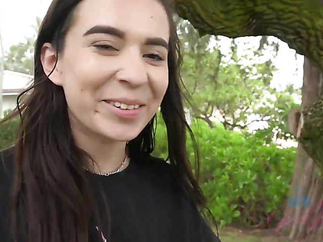 A sexy adventure with his teen girlfriend Ariel 