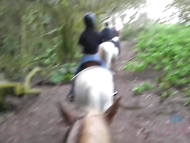 A sexy adventure with his teen girlfriend Ariel 