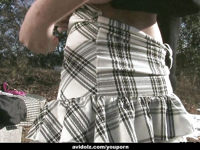 Japanese outdoor shagging in winter with Saki Ogasawara